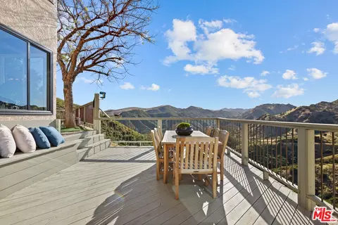 Exterior - 53 Saddlebow Rd, Bell Canyon, CA 91307 photo 7 of 16
