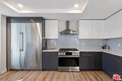 Kitchen - 53 Saddlebow Rd, Bell Canyon, CA 91307 photo 2 of 2