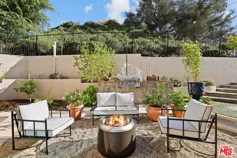 Exterior - 53 Saddlebow Rd, Bell Canyon, CA 91307 photo 9 of 16
