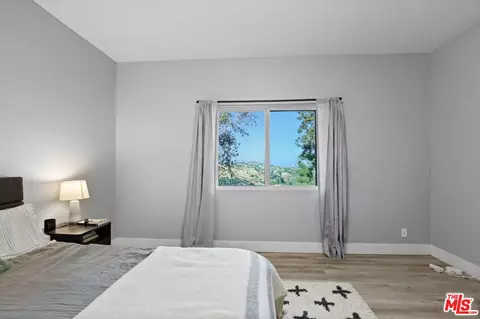 Bedroom - 53 Saddlebow Rd, Bell Canyon, CA 91307 photo 10 of 11