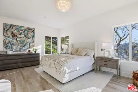 Bedroom - 53 Saddlebow Rd, Bell Canyon, CA 91307 photo 6 of 11