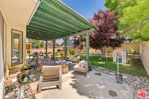Exterior - 43258 33rd St, Lancaster, CA 93536 photo 4 of 7