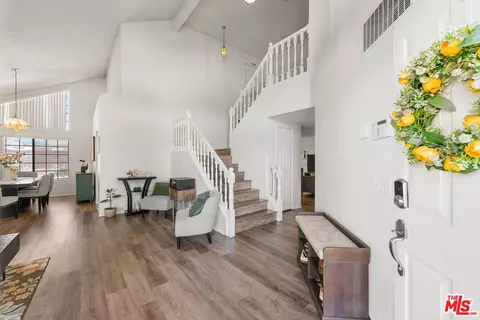 Entry Way - 43258 33rd St, Lancaster, CA 93536 photo 1 of 3