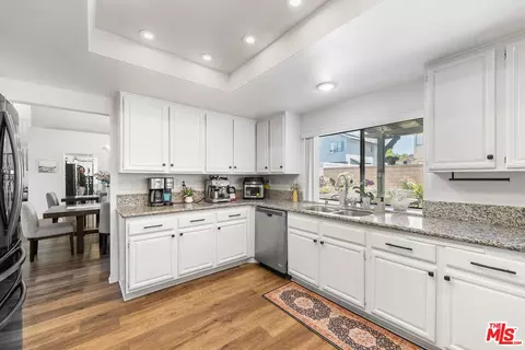 Kitchen - 43258 33rd St, Lancaster, CA 93536 photo 2 of 4