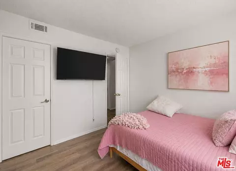 Bedroom - 43258 33rd St, Lancaster, CA 93536 photo 1 of 4