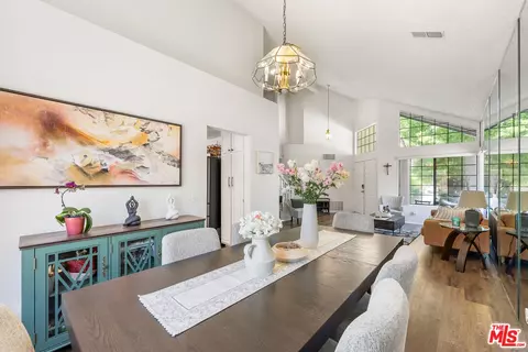 Dining - 43258 33rd St, Lancaster, CA 93536 photo 4 of 6