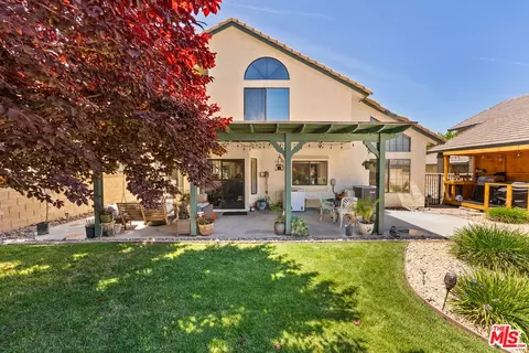 Exterior - 43258 33rd St, Lancaster, CA 93536 photo 7 of 7