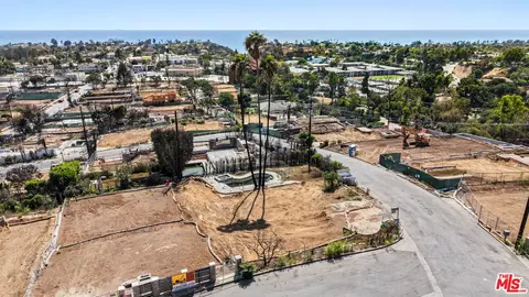 1214 Rimmer Ave, Pacific Palisades, CA 90272