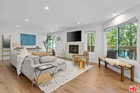 12321 Ocean Park Blvd #7, Los Angeles, CA 90064