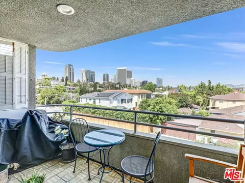 9836 Vidor Dr #302, Los Angeles, CA 90035