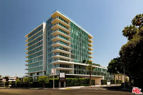 9000 W 3rd St #208, Los Angeles, CA 90048