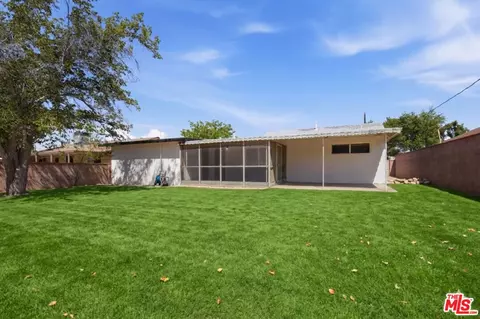 Exterior - 44515 Date Ave, Lancaster, CA 93534 photo 9 of 10