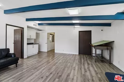 11100 Sheldon St, Sun Valley, CA 91352 photo 4
