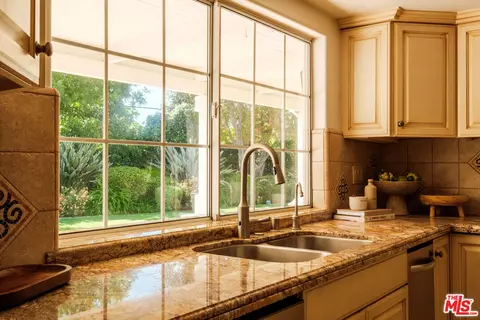Kitchen - 17422 Gresham St, Sherwood Forest, CA 91325 photo 4 of 5