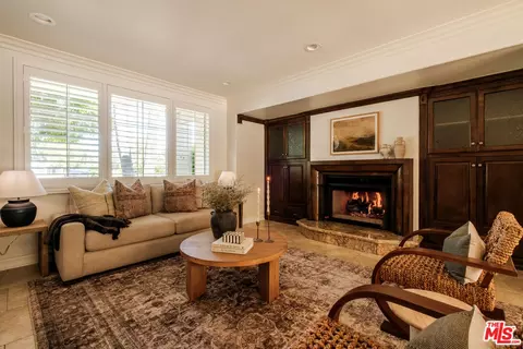 Living - 17422 Gresham St, Sherwood Forest, CA 91325 photo 3 of 3