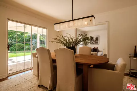 Dining - 17422 Gresham St, Sherwood Forest, CA 91325 photo 3 of 5