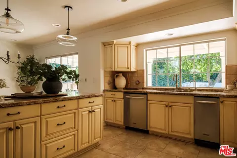 Kitchen - 17422 Gresham St, Sherwood Forest, CA 91325 photo 3 of 5