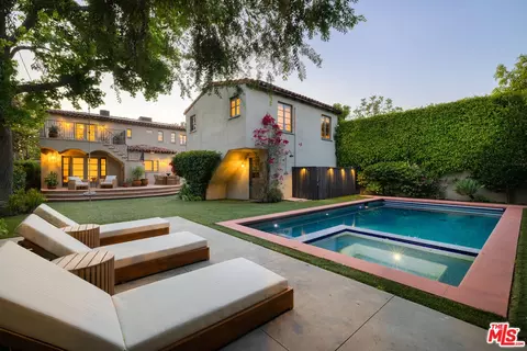 146 S Martel Ave, Los Angeles, CA 90036