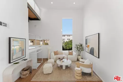1244 14th St #E, Santa Monica, CA 90404