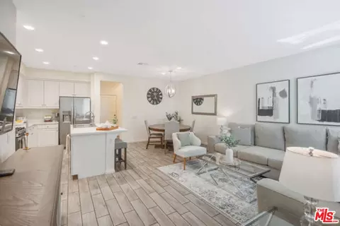 2464 Blossom Ridge Ct #2, Simi Valley, CA 93063