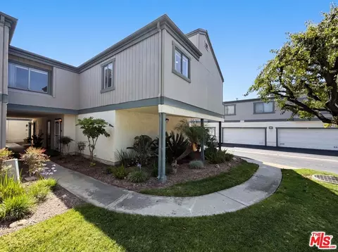 1100 Cleghorn Dr #E, Diamond Bar, CA 91765