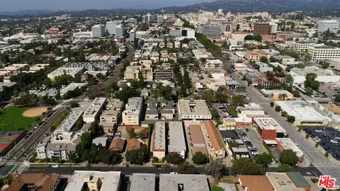 View/Area - 130 S Michigan Ave, Pasadena, CA 91106 photo 4 of 5