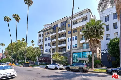 520 S Kingsley Dr #PH3, Los Angeles, CA 90020