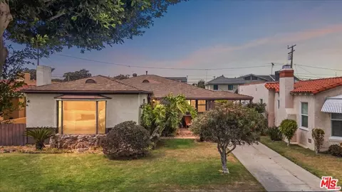 2917 W 82nd Pl, Inglewood, CA 90305