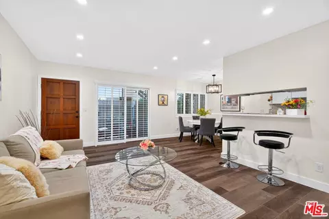 1522 S Centinela Ave #101, Los Angeles, CA 90025
