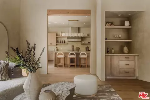 1969 Curson Pl, Los Angeles, CA 90046