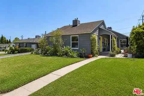 5956 W 85th Pl, Los Angeles, CA 90045