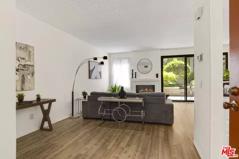8707 Falmouth Ave #101, Playa Del Rey, CA 90293