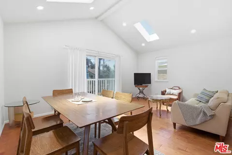 Dining - 261 Highland, Oxnard, CA 93035 photo 3 of 4