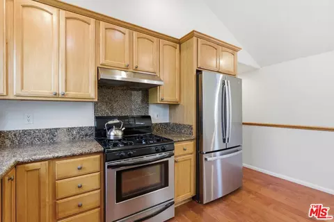 Kitchen - 261 Highland, Oxnard, CA 93035 photo 3 of 3