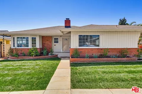 10519 S 3rd Ave, Inglewood, CA 90303