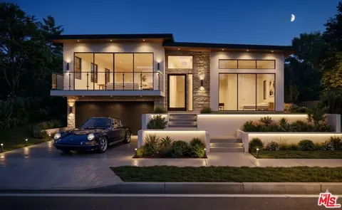 18421 Coastline Dr, Malibu, CA 90265