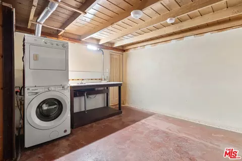 9738 Commerce Ave, Tujunga, CA 91042 photo 9