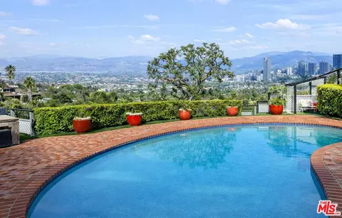 3467 Wrightwood Dr, Studio City, CA 91604