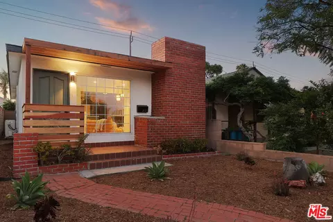 2315 W Chandler Blvd, Burbank, CA 91506