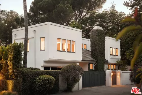 8040 Woodrow Wilson Dr, Los Angeles, CA 90046