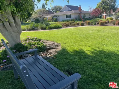 16962 Agate Cir, Huntington Beach, CA 92649