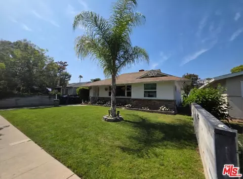 3807 W Clark Ave, Burbank, CA 91505