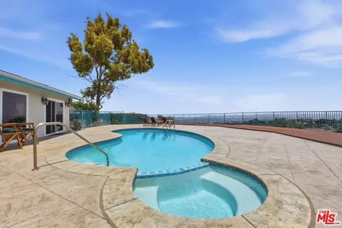 27138 Diamondhead Ln, Rancho Palos Verdes, CA 90275