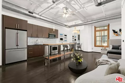 1645 Vine St #301, Los Angeles, CA 90028