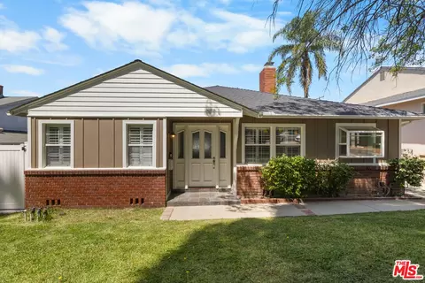 9811 N Cabanas Ave, Tujunga, CA 91042