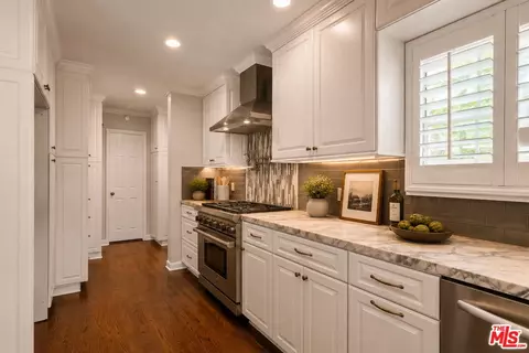 9811 N Cabanas Ave, Tujunga, CA 91042 photo 7