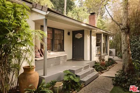 2230 Fink St, Los Angeles, CA 90068