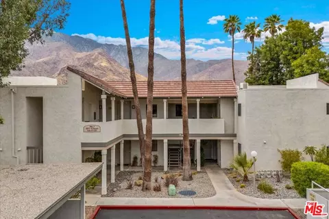 325 E Via Escuela #322, Palm Springs, CA 92262