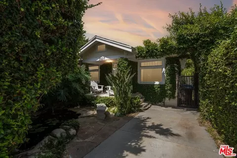 2627 S Cloverdale Ave, Los Angeles, CA 90016