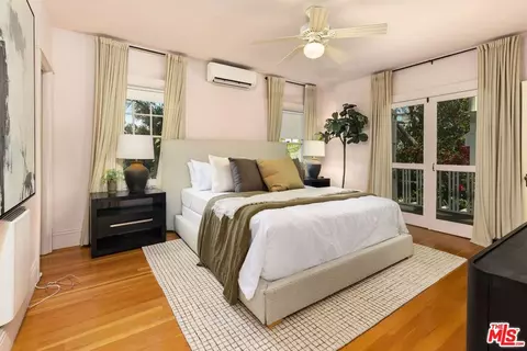 Bedroom - 2139 Elshttpswwwthemlscomslimmlistingformsinore St, Los Angeles, CA 90026 photo 3 of 3